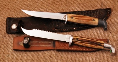 Two Queen Knives