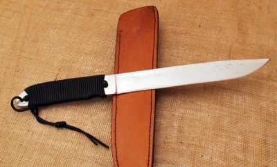 H.M. Tubbs Paracord Handle Fighter - 2