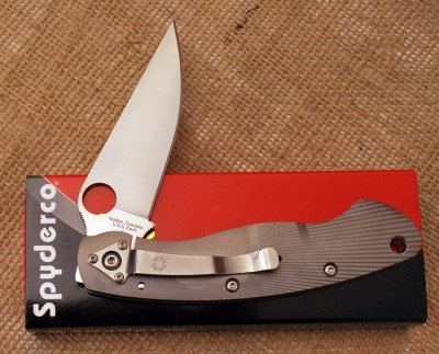 Spyderco Ti-Military Fluted - 2