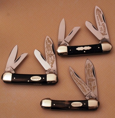 3 Fight'n Rooster Club Knife Canoes