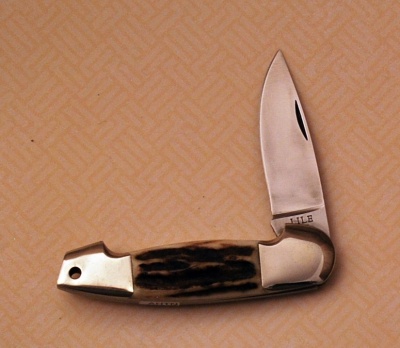 Jimmy Lile Stag handled Folder. No dot.