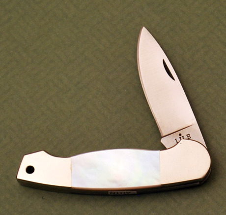 Lile Pearl Handled Folder