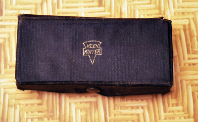 Keen Cutter Vintage Button Flap Box