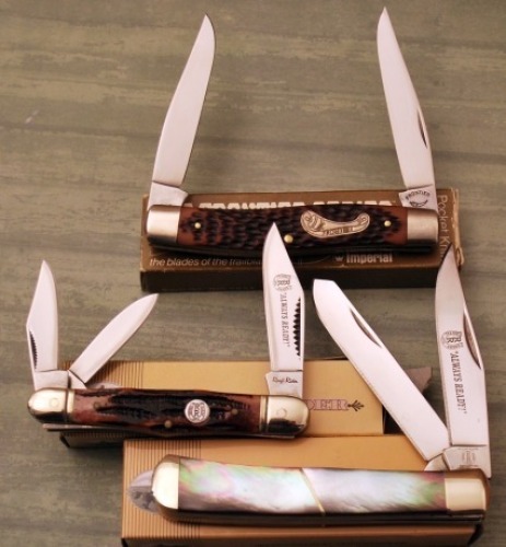Frontier Muskrat and two Rough Riders
