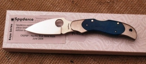 Spyderco Kopa Pacific Blue Bone