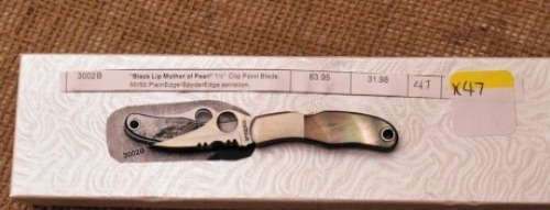 Spyderco Spyderkey Hummingbird Black Lip Mother of Pear