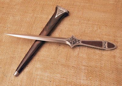 Ben Shostle elaborate engraved Dagger