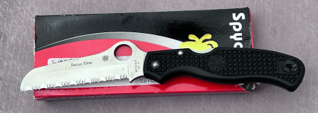 Spyderco 93mm Rescue