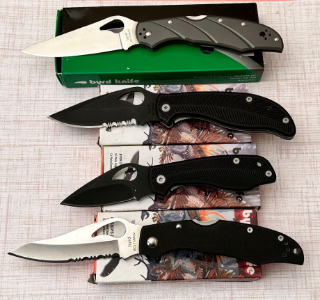 4 Spyderco Byrd's