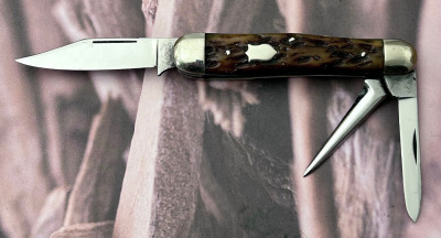 E. C. Simmons 3 backspring whittler