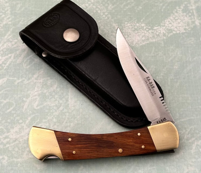 Ka-Bar Wood Lockback