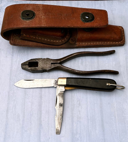 Camillus & Pliers Tool Kit