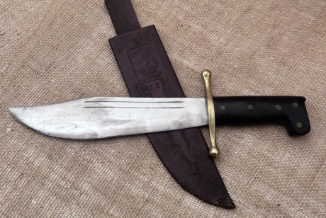 Collins & Co V44 WWII Bowie