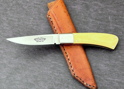 Michael Gregory Micarta handled hunter