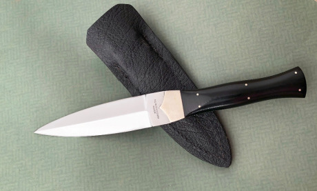 R. E. Buebendorf handmade Micarta dagger