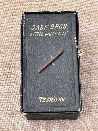 Case Bros. 06230 Box