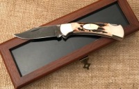 Buck Collector Club Damascus Stag Lockback