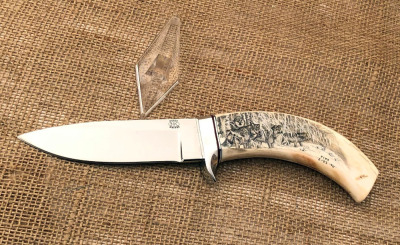 Nolen Knives Display Hunter