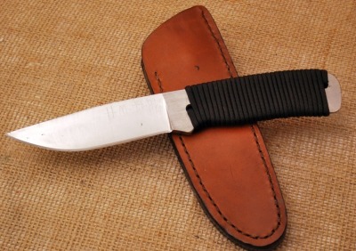 H.M. Tubbs Paracord Handle Hunter