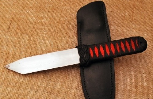H.M. Tubbs Paracord Handle Tanto