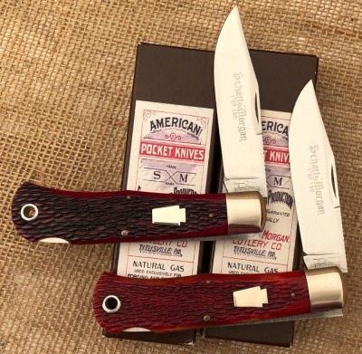 Pair of Queen S&M Crimson Bone Bullet Style Trappers