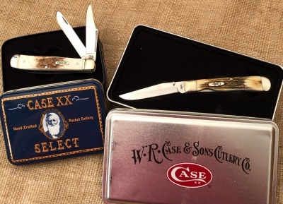 Pair of Case Trappers: Elkhorn & Stag