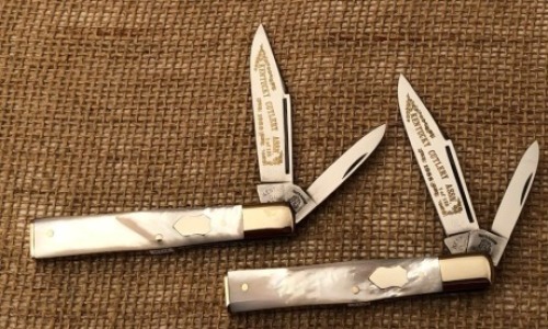 Pair of Fight'n Rooster Pearl Handle Doctors Knives