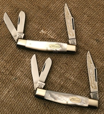 Pair of Fight'n Rooster Kentucky Cutlery Assn Pearl Stockman Whittlers