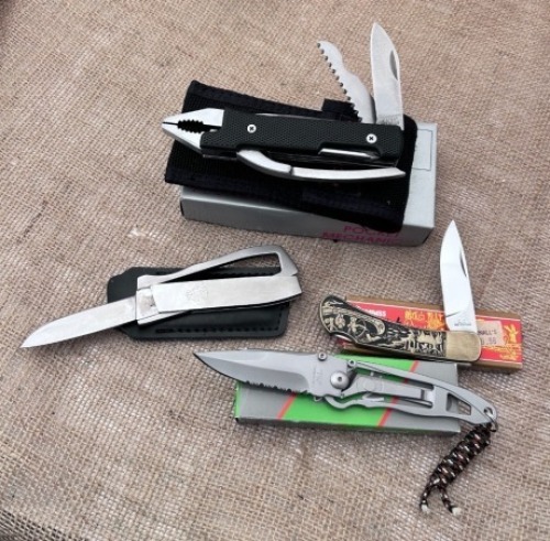 Smith & Wesson, Coast, Herberts and Compass