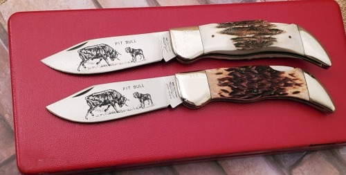 Parker/Frost Fightin Bulls Pit Bull Commemorative Clasp Knife Set