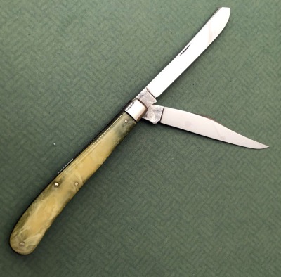 Case Tested Cracked Ice Slim Trapper - 2