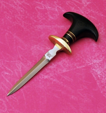 John Nelson Cooper "Devil's Hatpin" push dagger