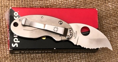 Spyderco Santa Fe Stonework's Black Lip Pearl and Pink Turquoise Cricket - 2
