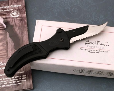 Bench Mark Serrated Folder - 2