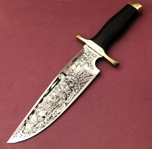 Aurum Etched Texas Ranger Bowie