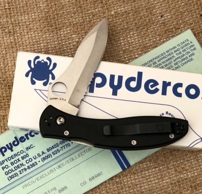 Spyderco Gen 1 Vesuvius Inlay* MultiPar bidding. See Lot 450 for details - 2