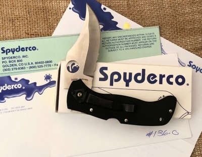 Spyderco Chinook James Keating* MultiPar bidding. See Lot 450 for details - 2
