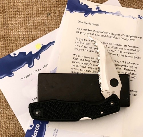 Spyderco Matriarch pre-release model* MultiPar bidding. See Lot 450 for details