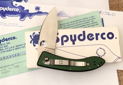 Spyderco LUM green* MultiPar bidding. See Lot 450 for details - 2