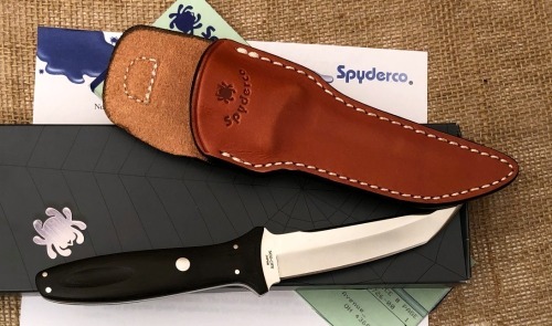 Spyderco LUM TANTO* MultiPar bidding. See Lot 450 for details