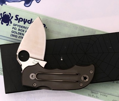Spyderco Titanium Salsa* MultiPar bidding. See Lot 450 for details - 2