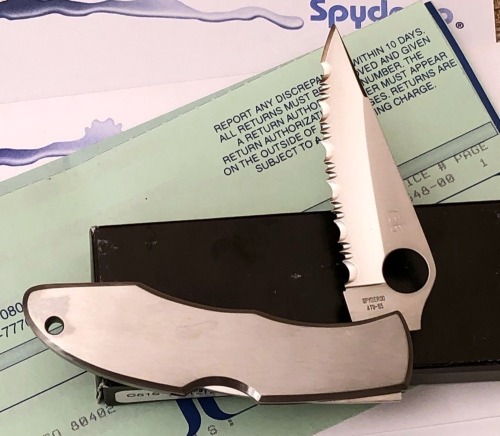 Spyderco Rookie* MultiPar bidding. See Lot 450 for details