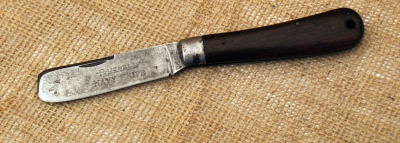 Vintage Russell Navy Knife (Pre-1932)