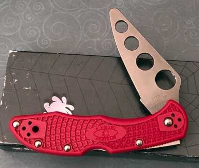 Spyderco Delica Trainer* MultiPar bidding. See Lot 450 for details