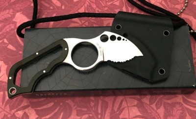 Spyderco FB Neck Knife* MultiPar bidding. See Lot 450 for details - 2