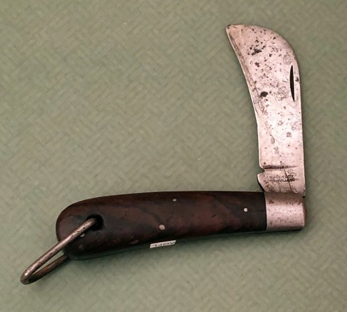 Queen City Wood Hawkbill Locking Liner