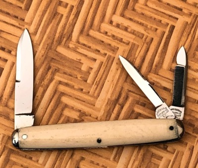 Cattaraugus Exhitibion Bone Pen Whittler - 2