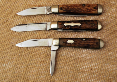 Bone Handled Jack Knives: Walden, Queen, Levering.