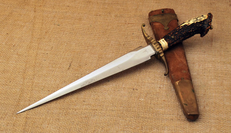 Indian Ridge Traders Sheffield Crown Stag Dagger