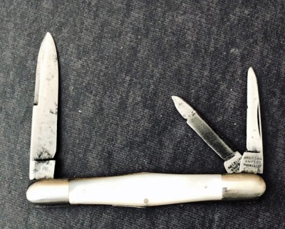 American Knife Co Thomaston (Conn) Pearl Whittler - 2